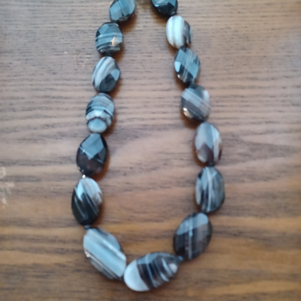 Necklace - Picture 4 of 4